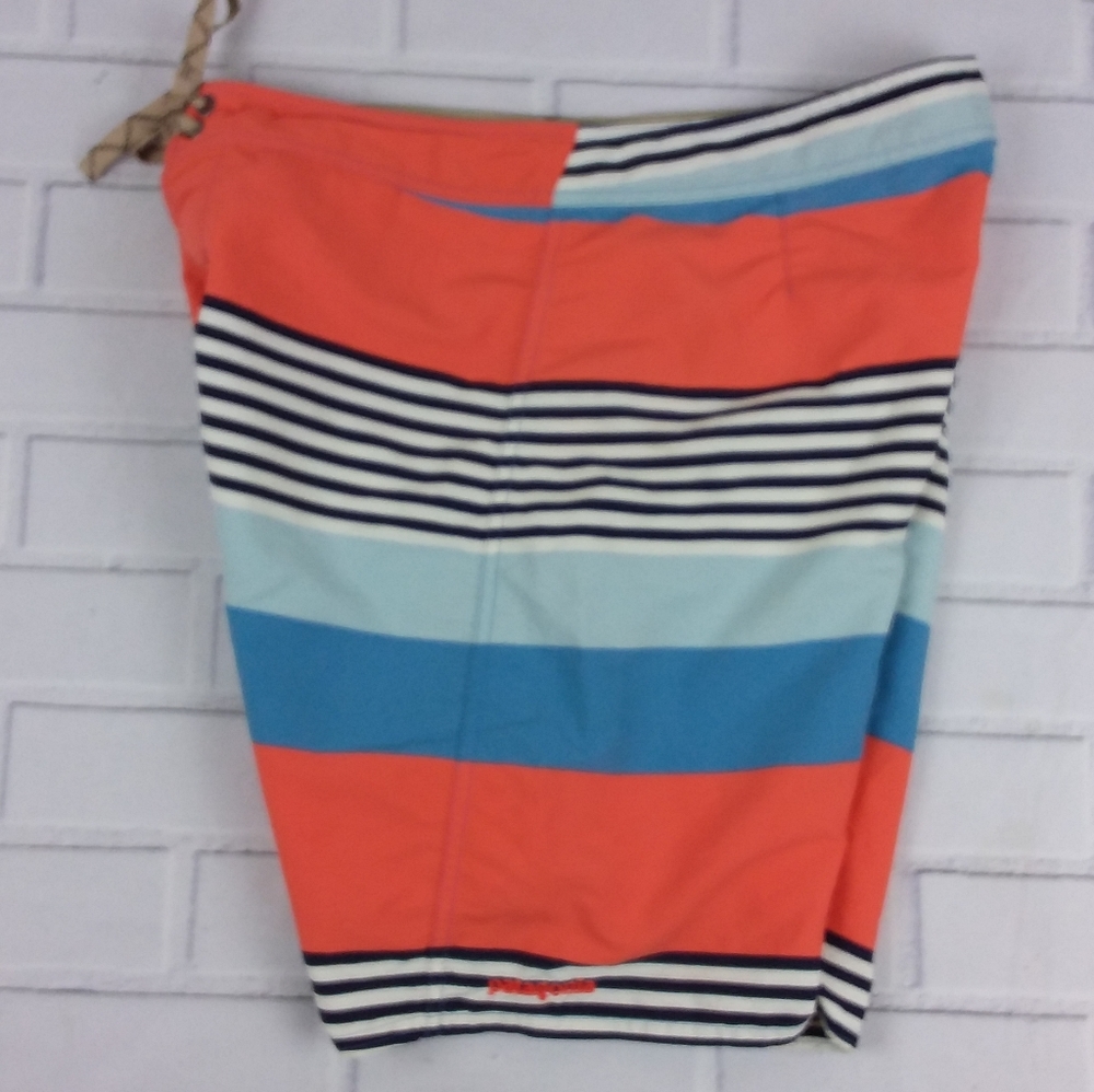<$> SOLD <$>             Patagonia 35 Board Shorts - Picture 4 of 7